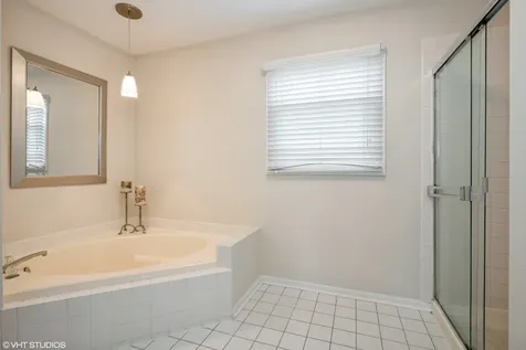 6695 Foxworth Lane Gurnee IL 60031