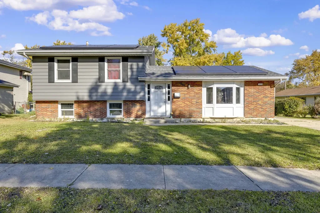 4240 176TH Street Country Club Hills IL 60478