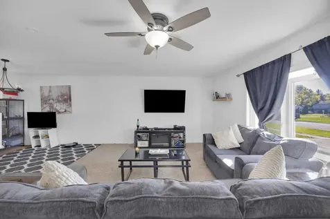 4240 176TH Street Country Club Hills IL 60478