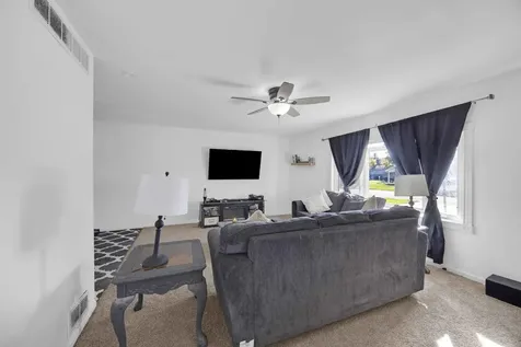 4240 176TH Street Country Club Hills IL 60478