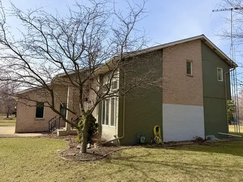 120 West Grandin Road Morris IL 60450
