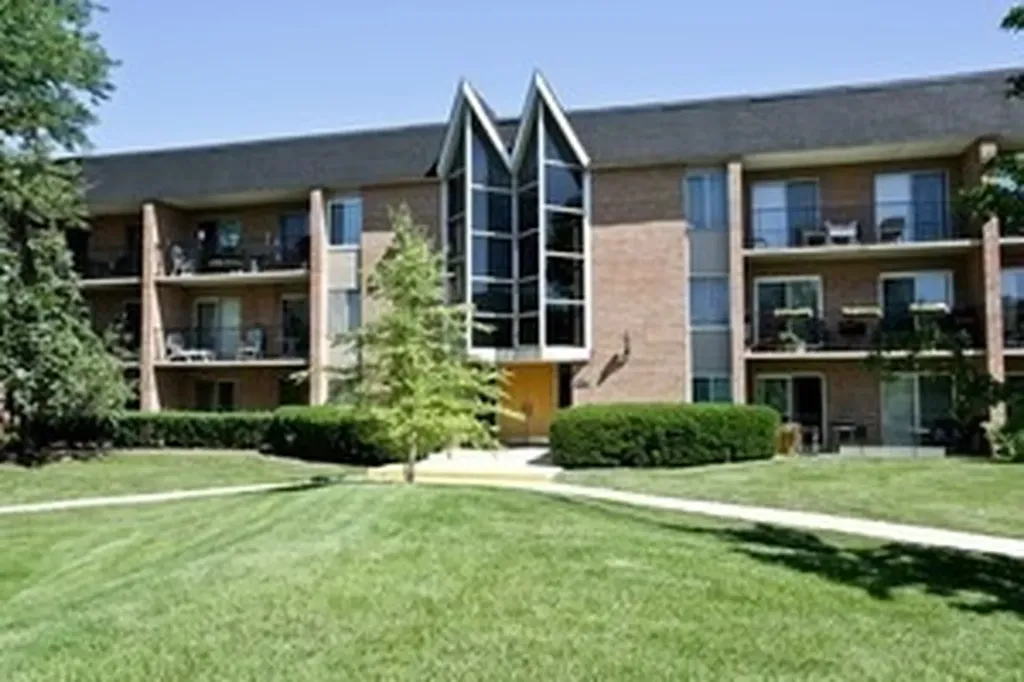 1056 North Mill Street Naperville IL 60563