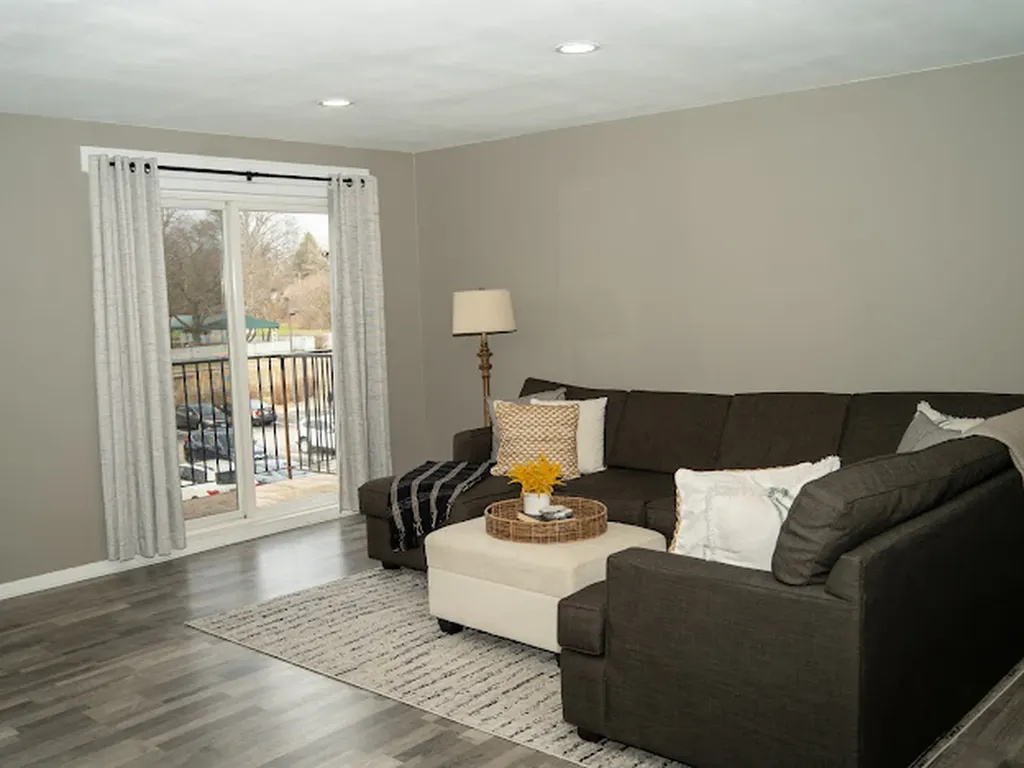 1056 North Mill Street Naperville IL 60563