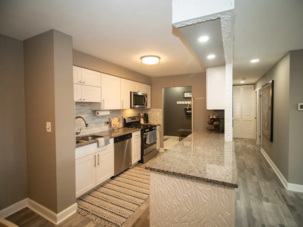 1056 North Mill Street Naperville IL 60563