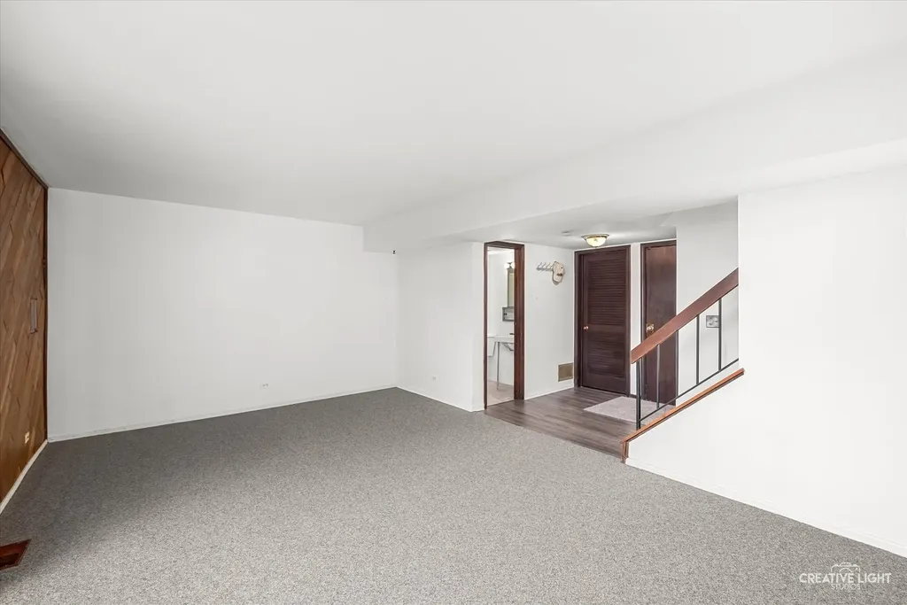 281 Old Elm Drive Bolingbrook IL 60440