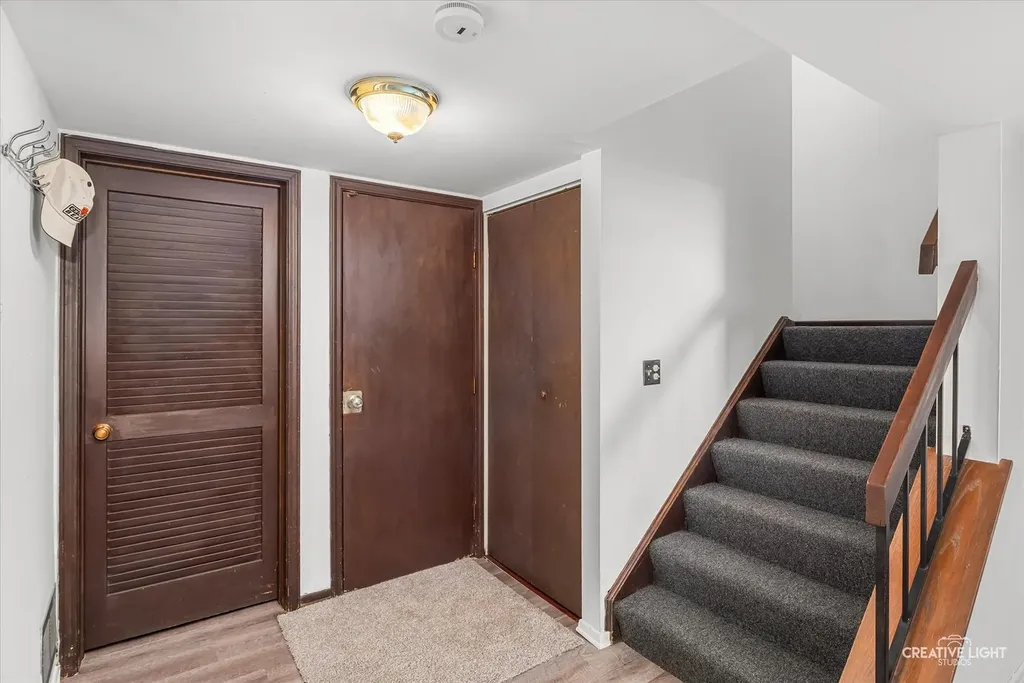 281 Old Elm Drive Bolingbrook IL 60440