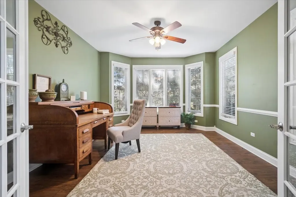 22W155 2ND Street Glen Ellyn IL 60137