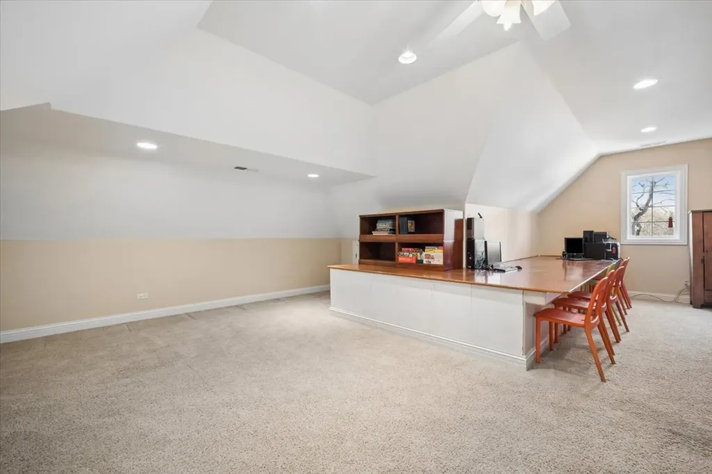22W155 2ND Street Glen Ellyn IL 60137