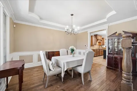 22W155 2ND Street Glen Ellyn IL 60137