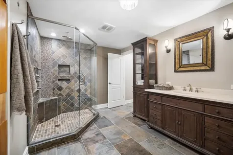 22W155 2ND Street Glen Ellyn IL 60137