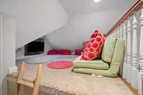 22W155 2ND Street Glen Ellyn IL 60137