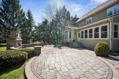 22W155 2ND Street Glen Ellyn IL 60137
