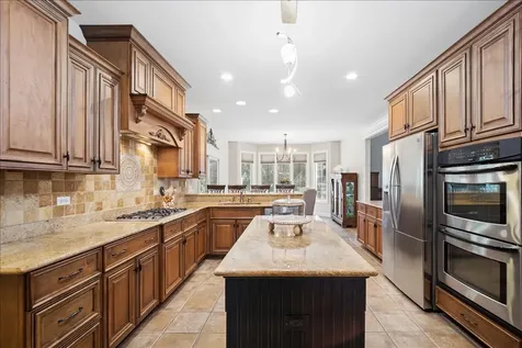 22W155 2ND Street Glen Ellyn IL 60137