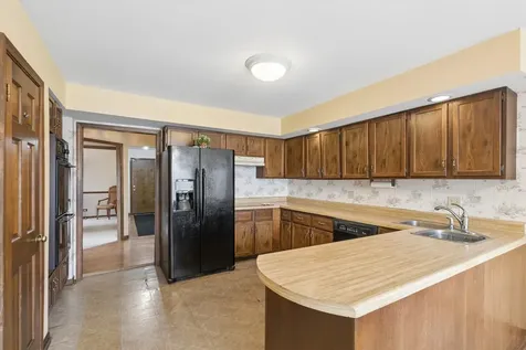 7517 Pheasant Drive Lakewood IL 60014