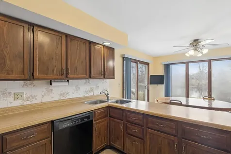 7517 Pheasant Drive Lakewood IL 60014