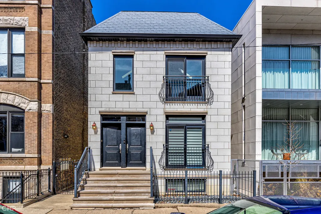 1414 West Superior Street Chicago IL 60642