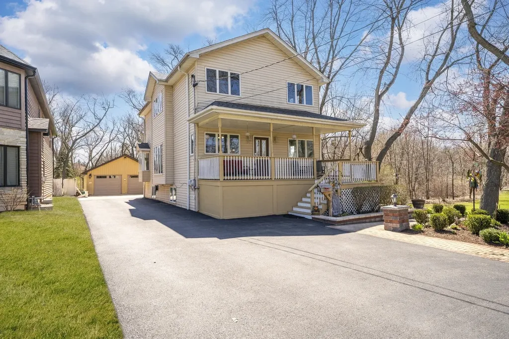 161 West Greenfield Avenue Lombard IL 60148