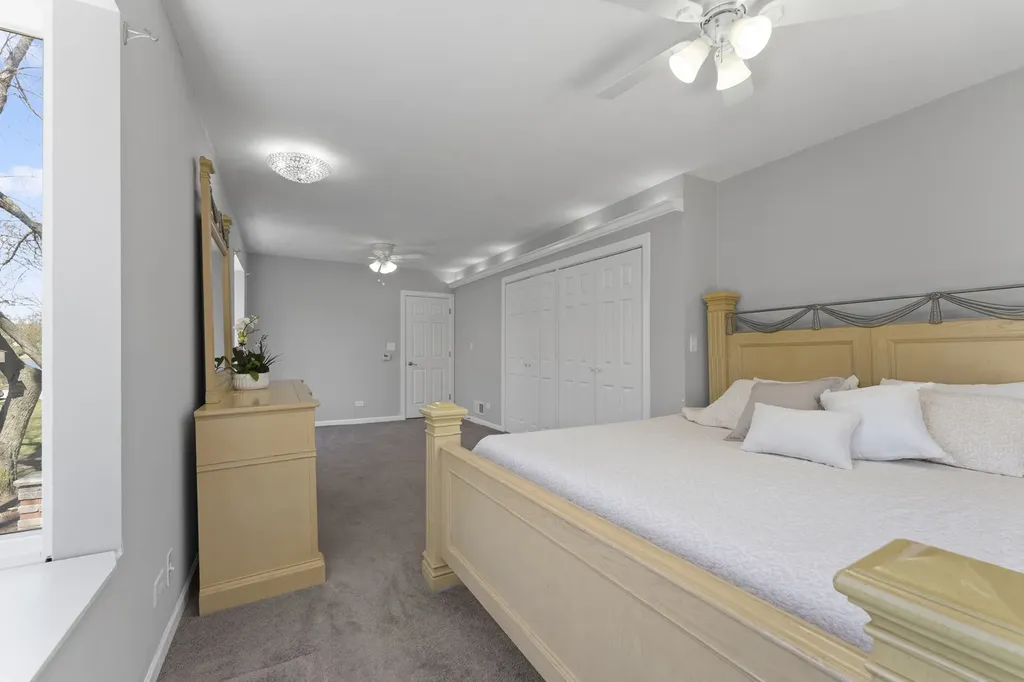 161 West Greenfield Avenue Lombard IL 60148