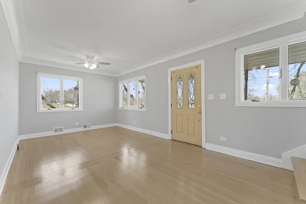 161 West Greenfield Avenue Lombard IL 60148