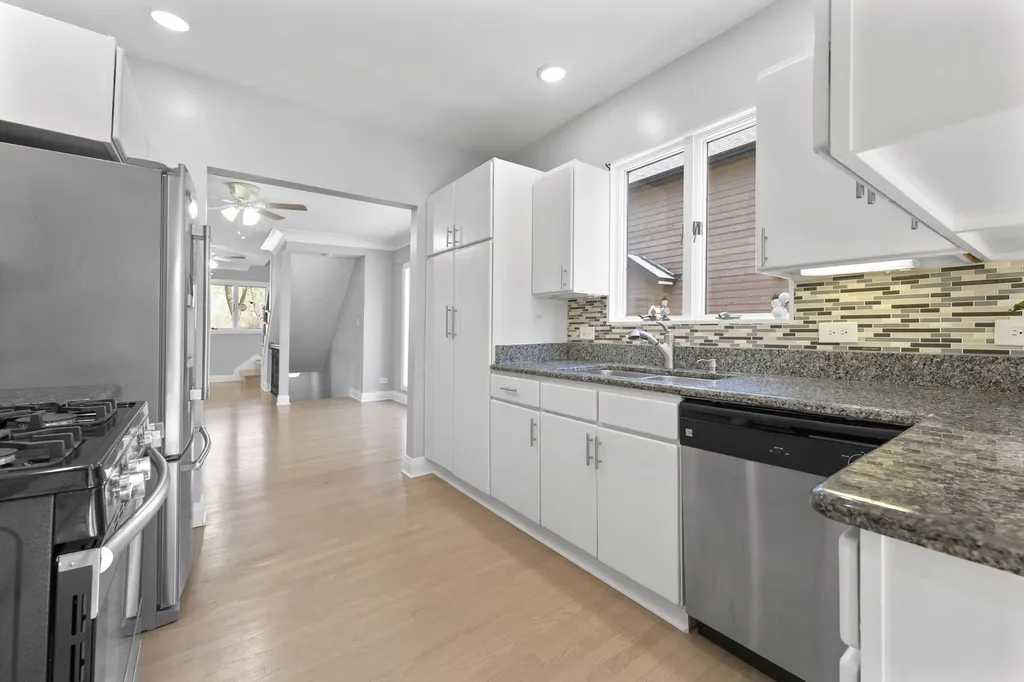 161 West Greenfield Avenue Lombard IL 60148