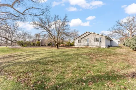 110 South Lombard Street Mahomet IL 61853