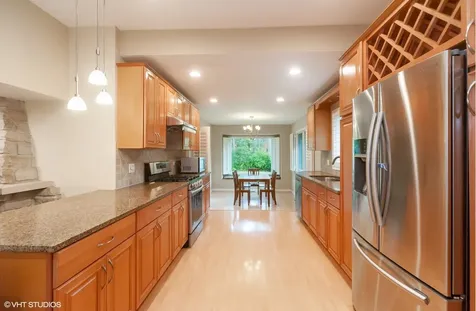 50 Cedar Lane Lincolnshire IL 60069