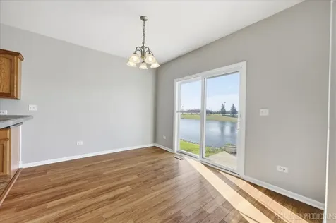 1742 Waters Edge Drive Minooka IL 60447