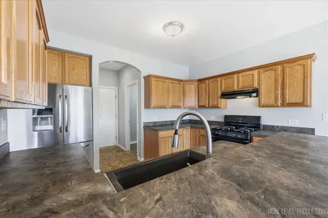 1742 Waters Edge Drive Minooka IL 60447