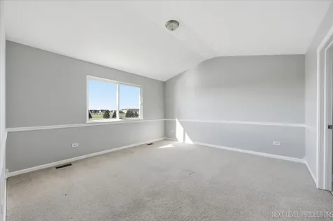 1742 Waters Edge Drive Minooka IL 60447