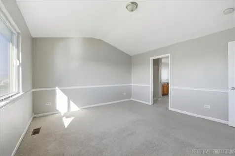 1742 Waters Edge Drive Minooka IL 60447