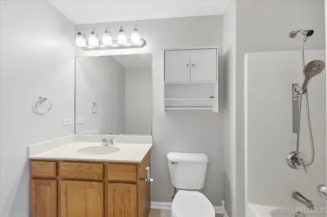 1742 Waters Edge Drive Minooka IL 60447