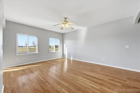 1742 Waters Edge Drive Minooka IL 60447