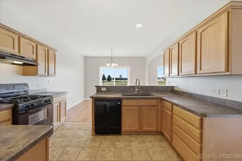 1742 Waters Edge Drive Minooka IL 60447