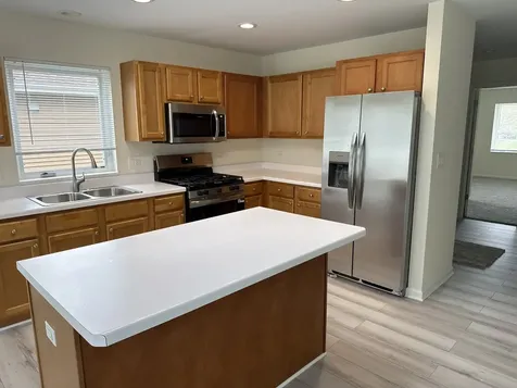 922 Bergera Street W Braidwood IL 60408