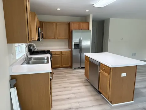 922 Bergera Street W Braidwood IL 60408
