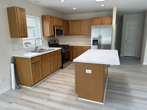 922 Bergera Street W Braidwood IL 60408