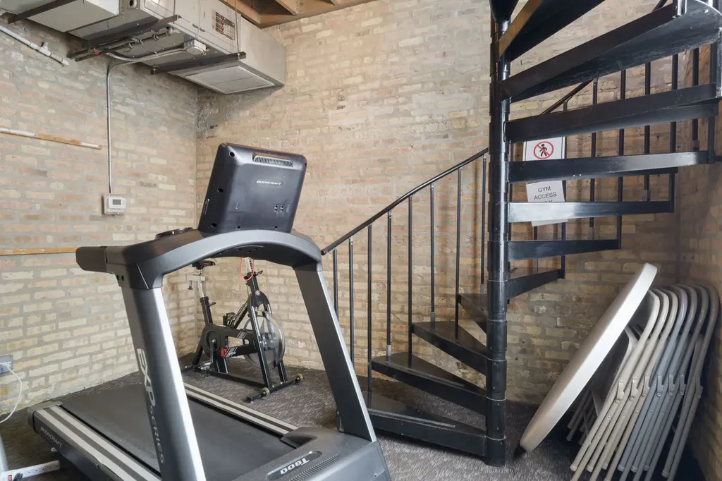 2300 West Wabansia Avenue Chicago IL 60647