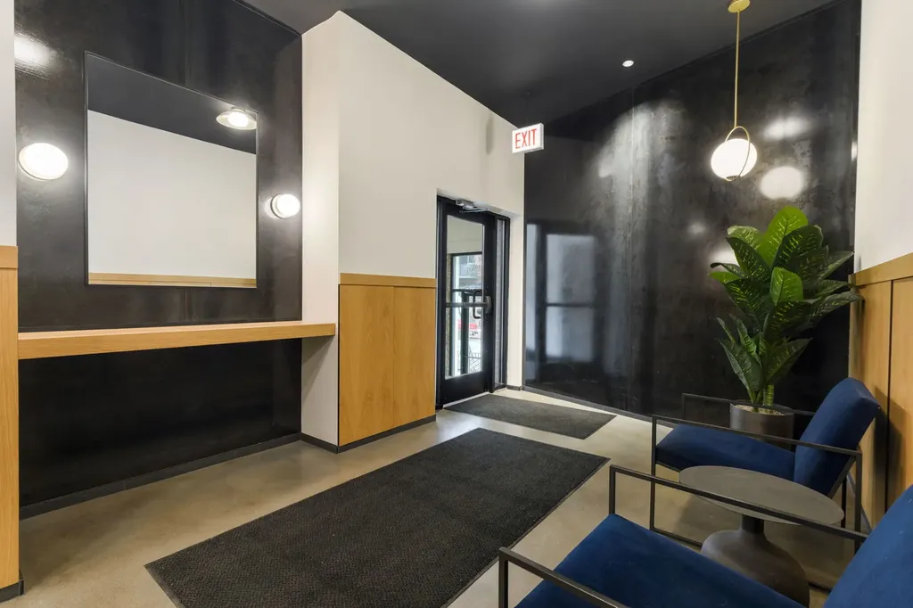 2300 West Wabansia Avenue Chicago IL 60647