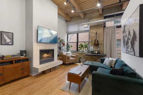 2300 West Wabansia Avenue Chicago IL 60647
