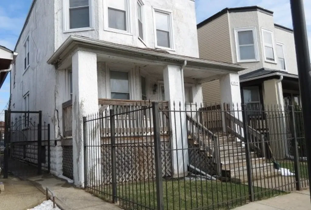 1517 North Laramie Avenue Chicago IL 60651