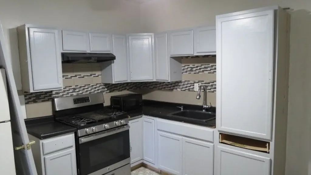 1517 North Laramie Avenue Chicago IL 60651