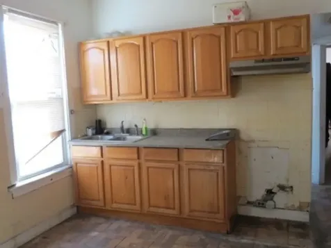 1517 North Laramie Avenue Chicago IL 60651