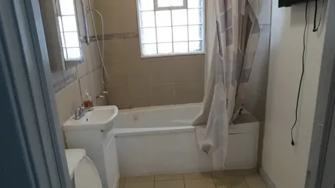 1517 North Laramie Avenue Chicago IL 60651