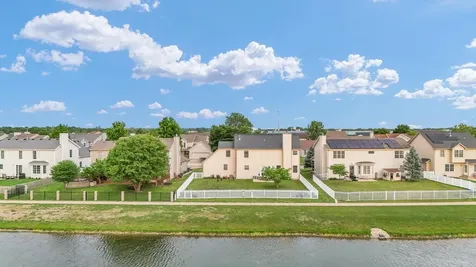 3914 Tallgrass Drive Champaign IL 61822