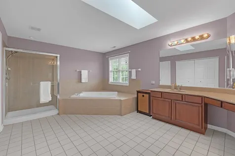 28309 West Savannah Trail Lake Barrington IL 60010