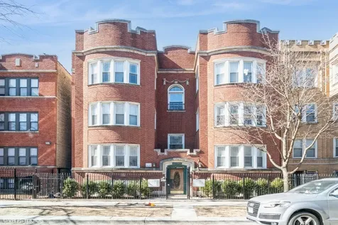 7018 South Paxton Avenue Chicago IL 60649
