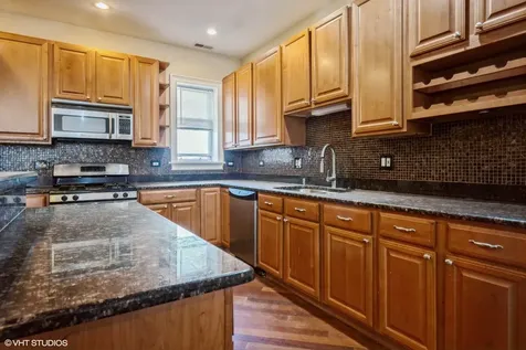 7018 South Paxton Avenue Chicago IL 60649