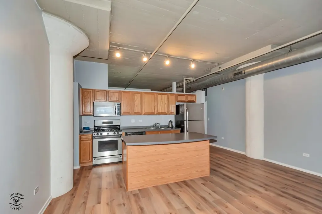 1525 South Sangamon Street Chicago IL 60608