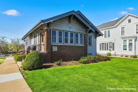 3425 West Elm Street Mchenry IL 60050