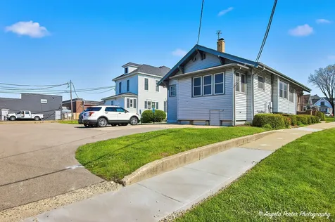 3425 West Elm Street Mchenry IL 60050